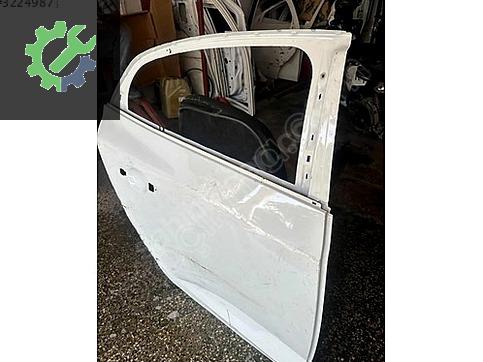 Renault Megane Sağ Arka Kapı çıkma parça