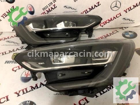 Renault Megane Sağ Ön Far çıkma parça