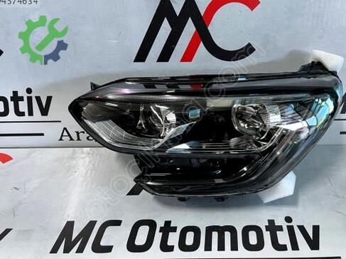 Renault Megane Sağ Ön Far 260106827R çıkma parça