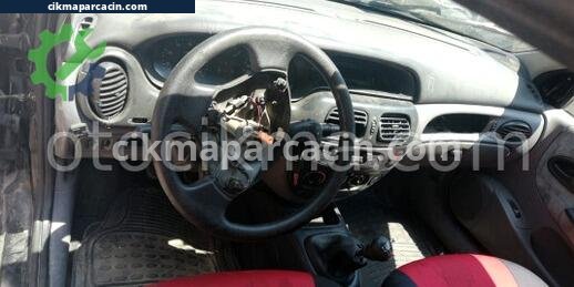 Renault Megane Torpido çıkma parça