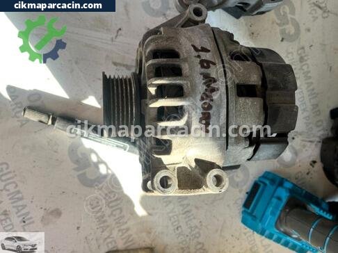 Renault Megane Klima Kompresörü çıkma parça