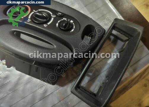 Renault Megane Klima Kontrol Paneli çıkma parça