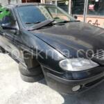 Renault Megane 1 Ön kaput hatasız orjinal çıkma