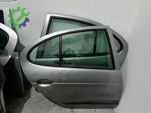 Renault Megane Sağ Arka Kapı çıkma parça
