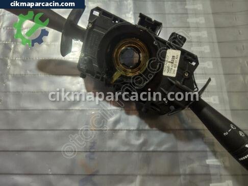 Renault Megane Silecek Kolu çıkma parça