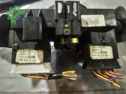 Renault Megane Silecek Kolu 770042 çıkma parça