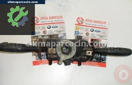 Renault Megane Sinyal Kolu çıkma parça