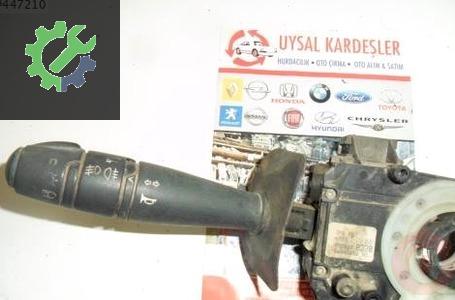 Renault Megane Sinyal Kolu çıkma parça