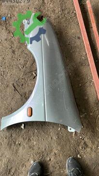 Renault Megane Sol Ön Çamurluk çıkma parça