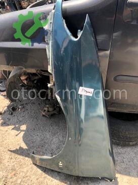 Renault Megane Sol Ön Çamurluk çıkma parça