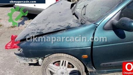 Renault Megane Sol Ön Çamurluk çıkma parça