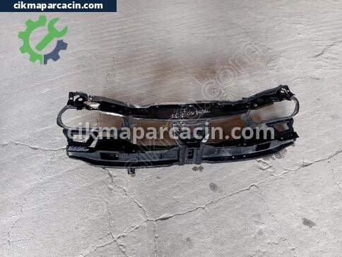 Renault Megane Ön Panel çıkma parça