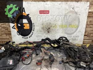 RENAULT MEGANE 2 1.4 16 Valf Klimalı K4J Motor Tesisatı