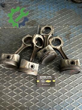 Renault Megane Piston Kolu çıkma parça