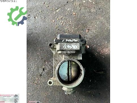 Renault Megane Gaz Kelebeği çıkma parça