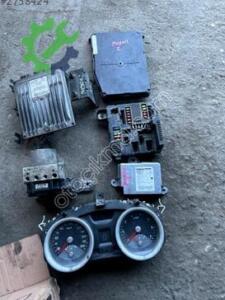 Renault Megane 2 beyin seti