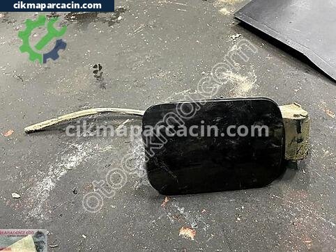 Renault Megane Depo Kapağı çıkma parça