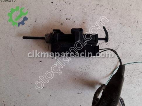 Renault Megane Kapı Kilidi çıkma parça
