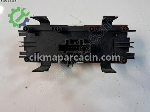 Renault Megane Flaşör Düğmesi çıkma parça