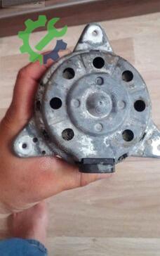 Renault Megane Fan Motoru çıkma parça