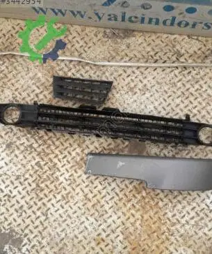 Renault Megane Tampon Izgarası çıkma parça