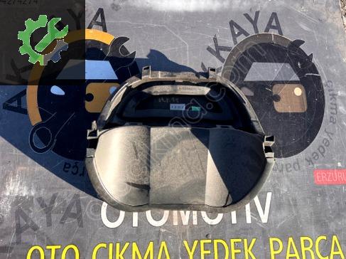 Renault Megane Gösterge Çerçevesi 8200078844 çıkma parça
