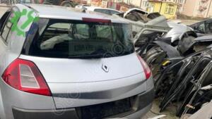 Renault Megane 2 hacback bagaj kapağı