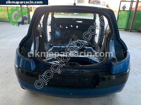 Renault Megane Arka Tampon çıkma parça