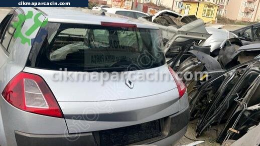 Renault Megane Sol Arka Çamurluk çıkma parça