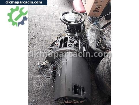 Renault Megane Torpido çıkma parça