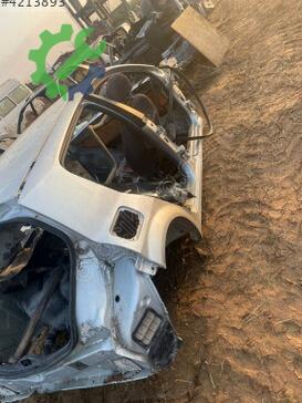 Renault Megane Sağ Marşpiyel Sacı çıkma parça