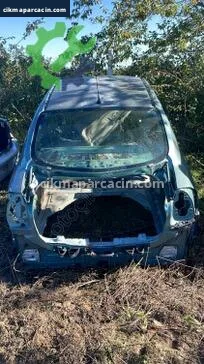 Renault Megane Kesme Tavan Sacı çıkma parça