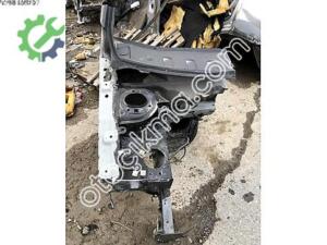 Renault Megane 2 için Orjinal ve Temiz Ön Sağ Şasi Kolu