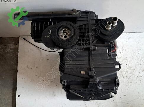 Renault Megane Kalorifer Kutusu çıkma parça