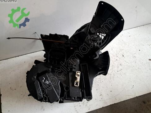 Renault Megane Kalorifer Kutusu çıkma parça
