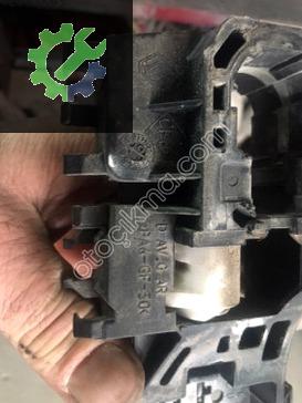 Renault Megane Açma Kolu çıkma parça