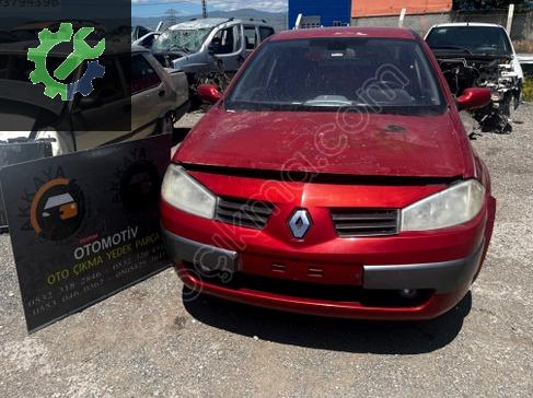 Renault Megane Komple Ön çıkma parça