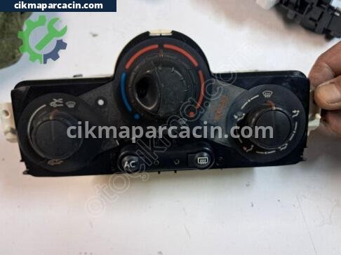 Renault Megane Kalorifer Kontrol Paneli çıkma parça