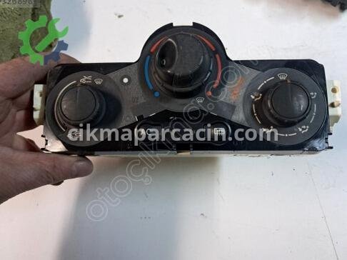 Renault Megane Kalorifer Kontrol Paneli çıkma parça