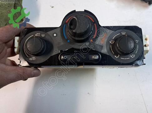 Renault Megane Kalorifer Kontrol Paneli çıkma parça