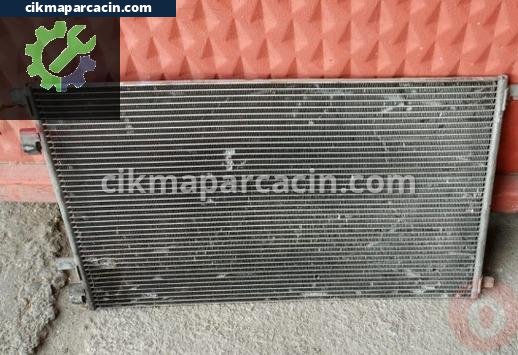 Renault Megane Klima Radyatörü çıkma parça