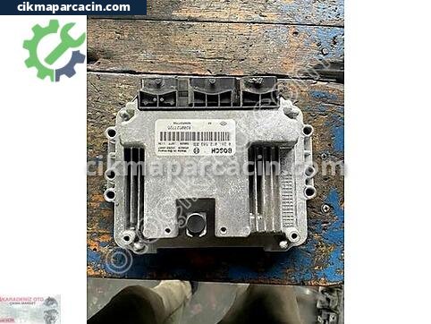 Renault Megane Motor Beyni çıkma parça