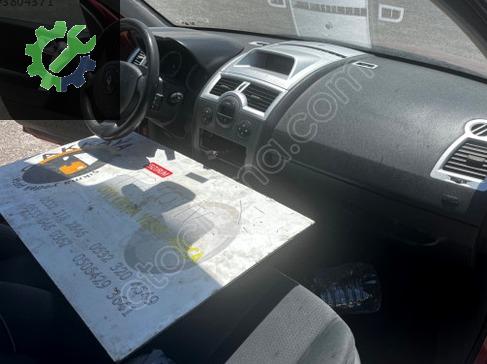 Renault Megane Torpido çıkma parça