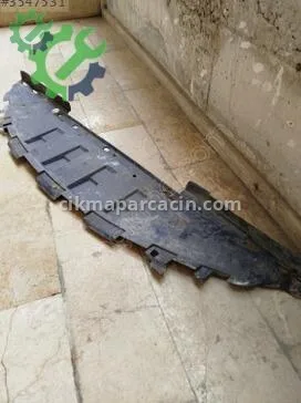 Renault Megane Ön Tampon çıkma parça