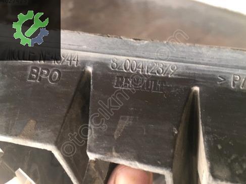 Renault Megane Tampon Izgarası 8200412379 çıkma parça