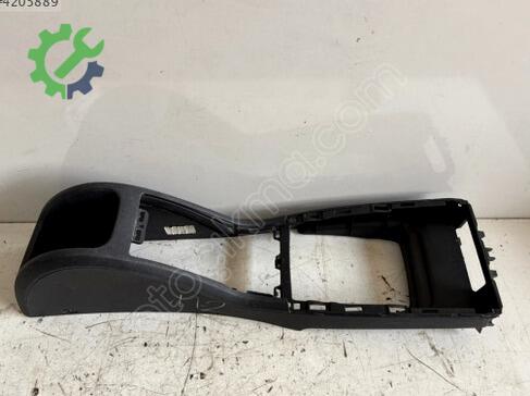 Renault Megane Orta Konsol çıkma parça