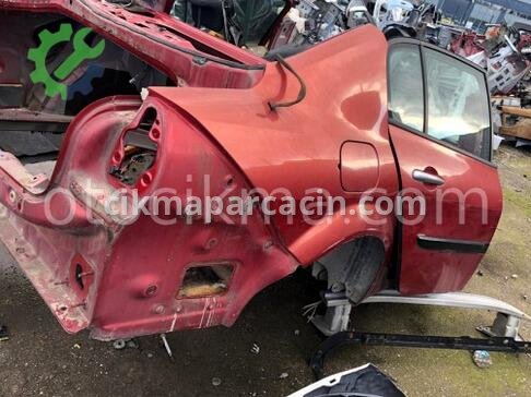 Renault Megane Sağ Arka Kapı çıkma parça