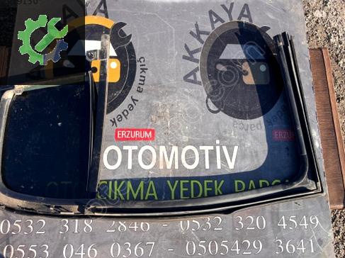 Renault Megane Sağ Arka Kelebek Camı çıkma parça
