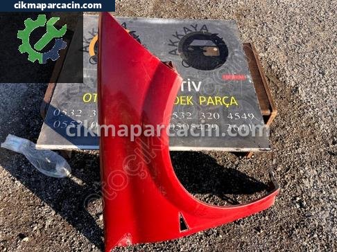 Renault Megane Sağ Ön Çamurluk çıkma parça
