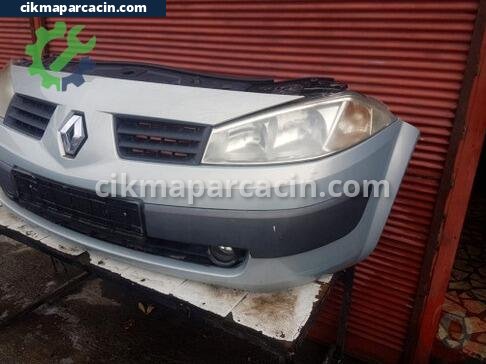 Renault Megane Sağ Ön Far çıkma parça
